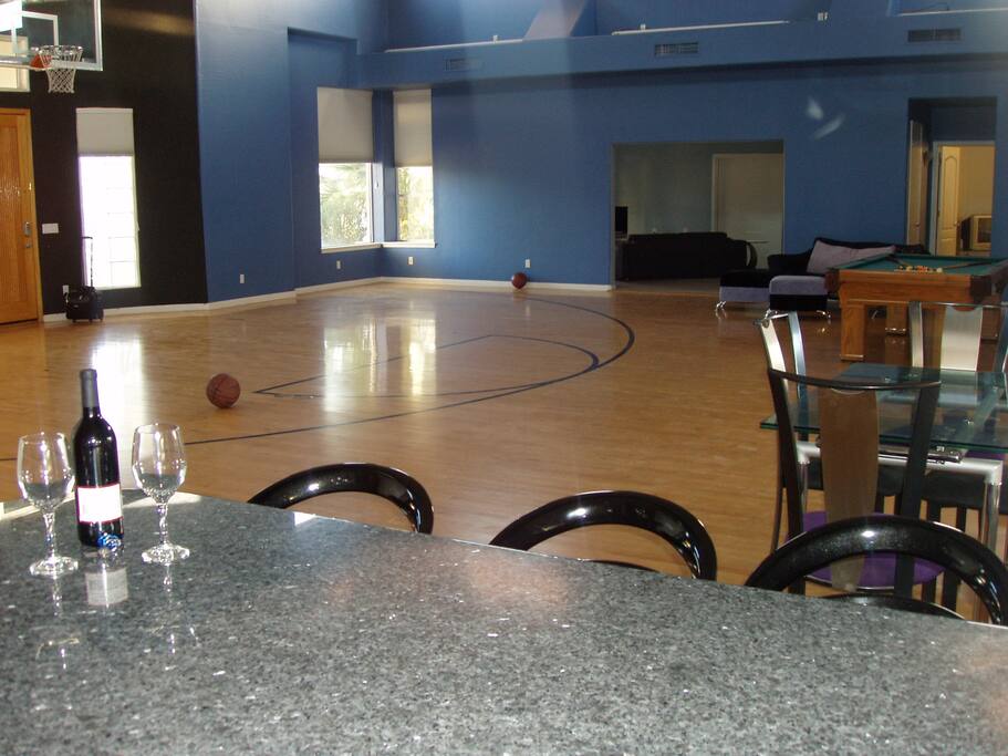 Kitchen Bar & Great Room/Basketball Court