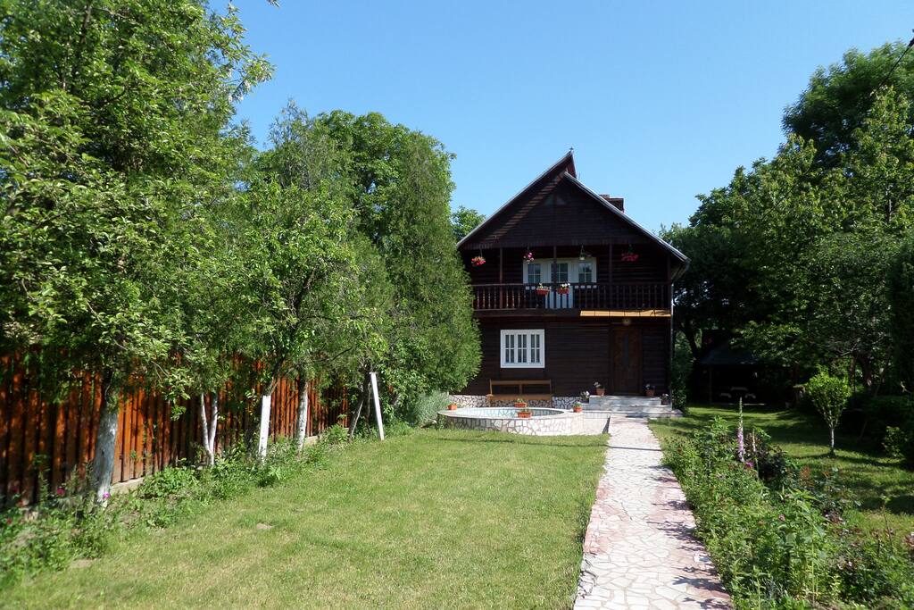 Front house 2