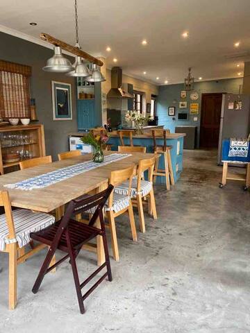 Capri Noordhoek Mountain Home gallery image 4