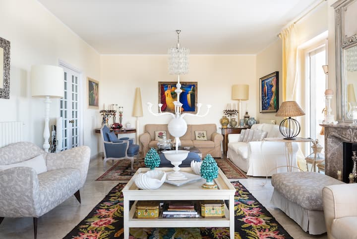 מגורים משפחתיים 