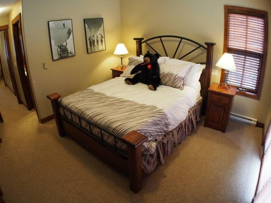 TL38MasterBedroom