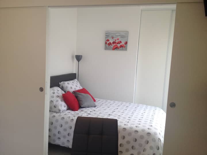 Аголот на спалната соба