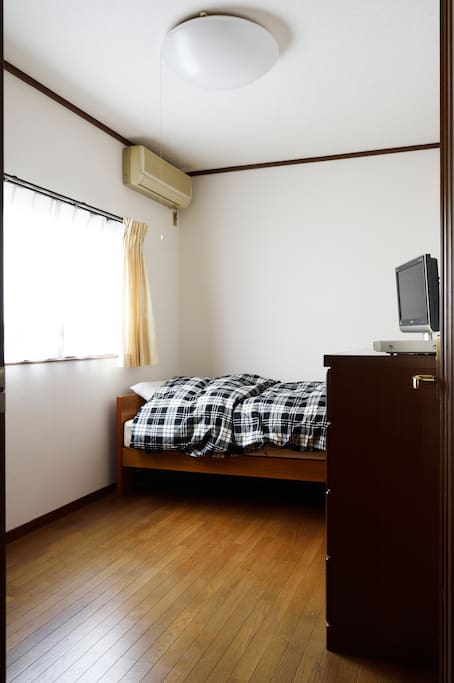 Good for couple or single stay!