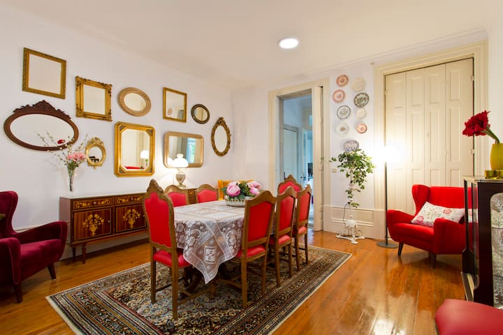 Casa Portugueza Experience-10/12 People