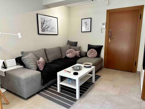 Successful Airbnb property: Cozy Apartment with Garden Retreat in Περιφερειακή Ενότητα Βορείου Τομέα Αθηνών