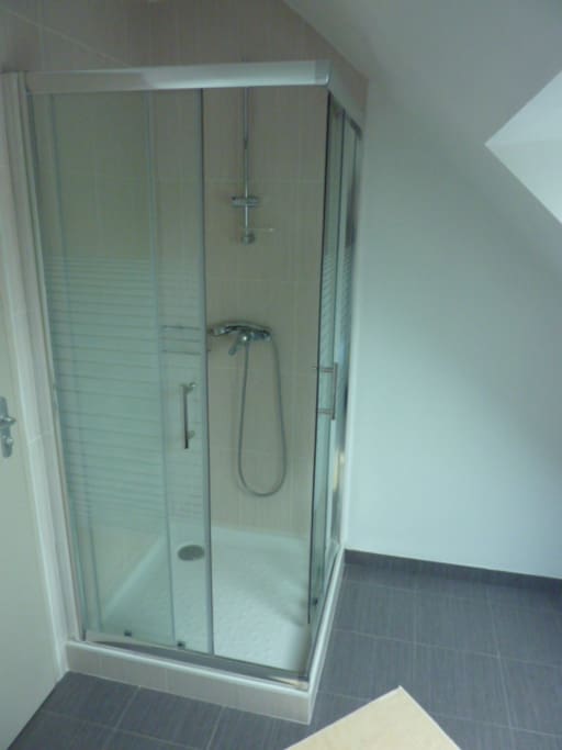 une douche.