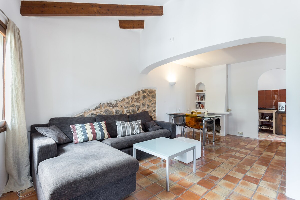 Delightful Duplex Apartment in the Heart of Deia 3