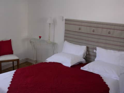 Top Airbnb: 65 m2 apartment next to the port. à Royan