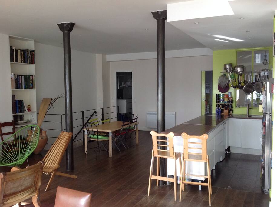 Appartment/loft à Marx Dormoy Apartments for Rent in Paris, Îlede