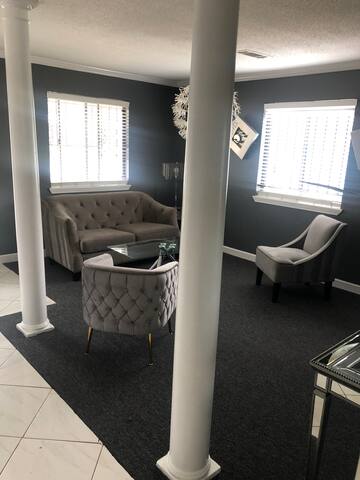 The Manor gallery image 4