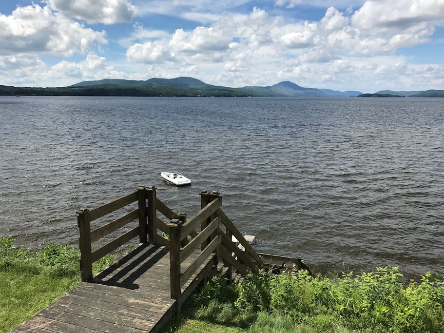 180 Degrees of lake view