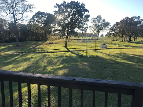 **Oak View**Peaceful**8 min to Erskine