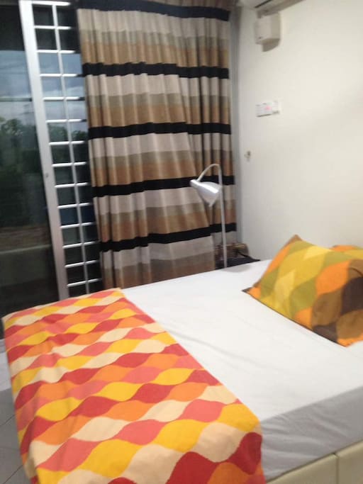 Quality Comfortable Queen Bedroom