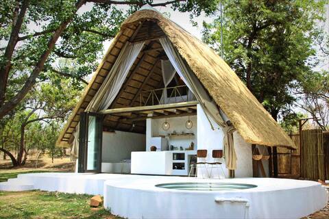 Exotic Hot Spring bungalow in limpopo.