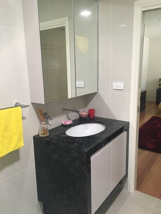 Ensuite