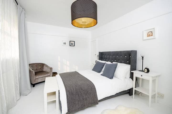 Spálňa 1, manželská posteľ, 2 lôžka