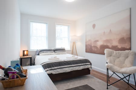 ★ Sunny, Spacious & Modern ★ Cleaned & Sanitized!