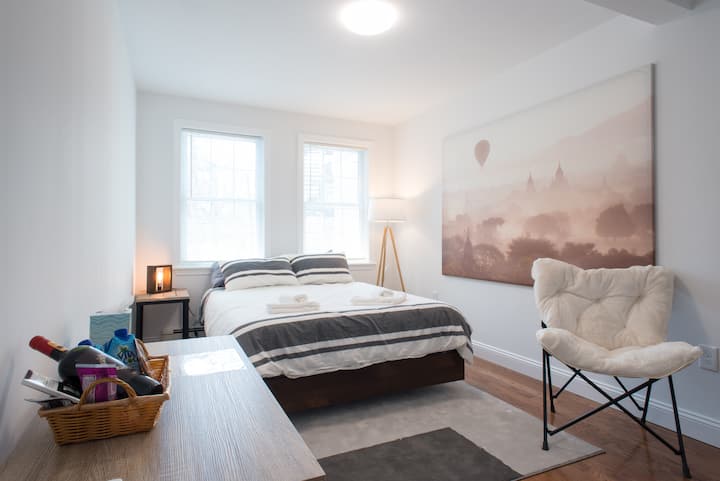 ★ Sunny, Spacious & Modern ★ Cleaned & Sanitized!