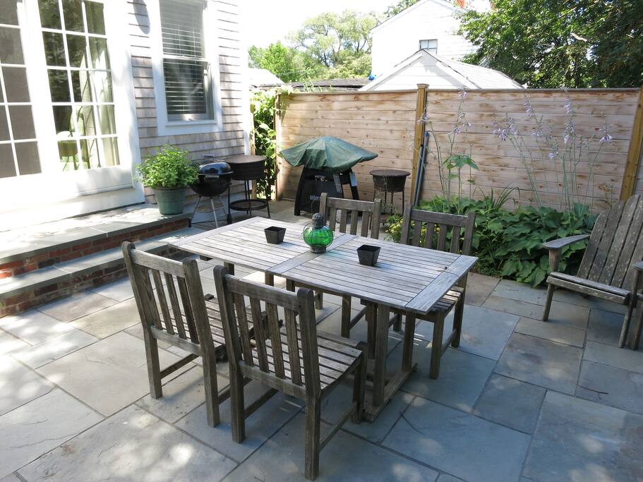 Bluestone patio