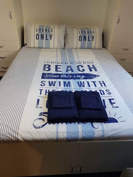 Queen size bed