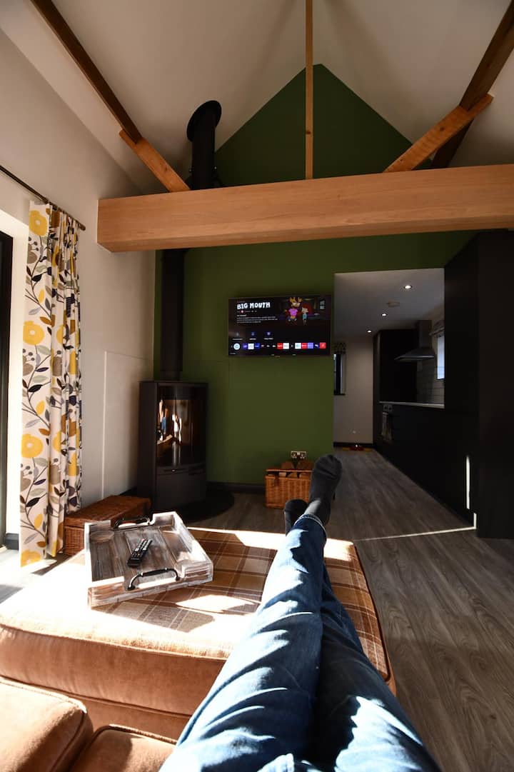 Secluded Studio Annex, Dog Friendly, Wiltshire - Calne
