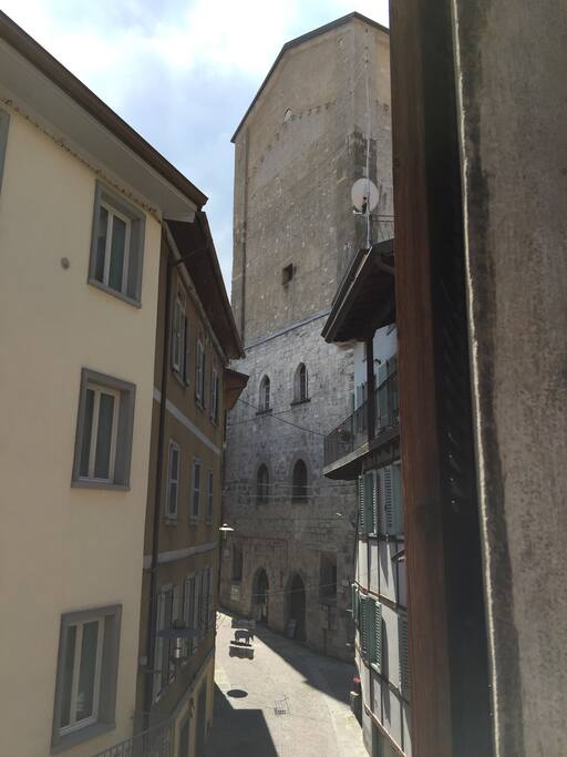 La vista sulla torre civica