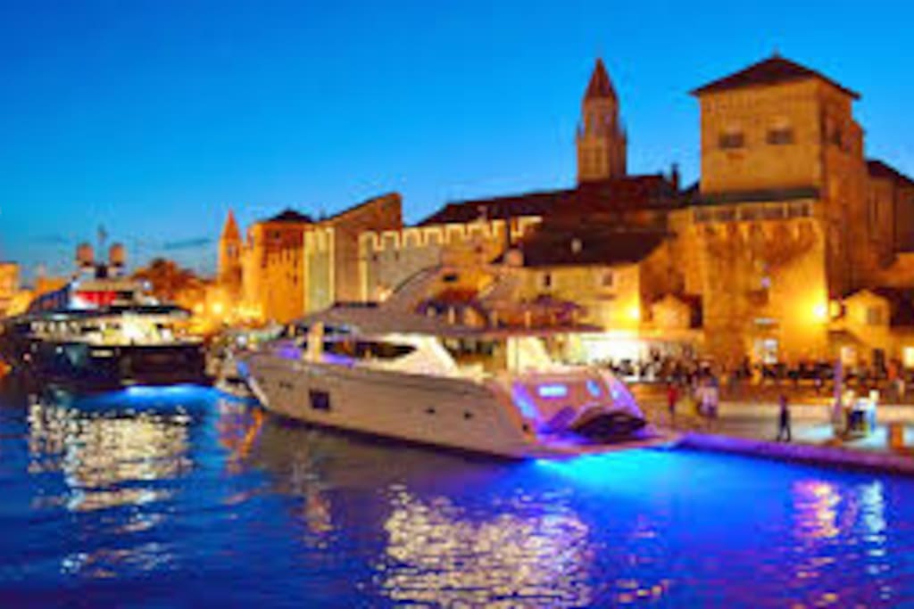 Trogir at night