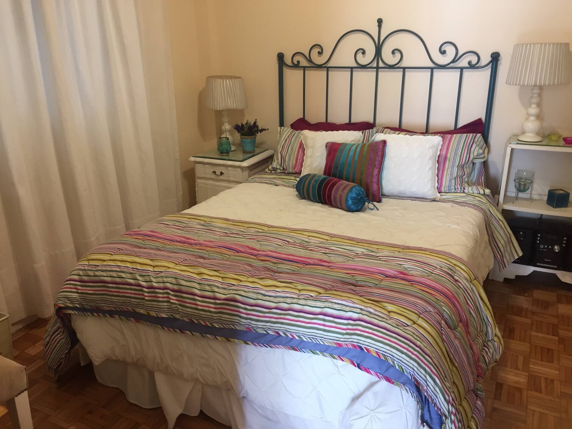 One-bedroom apartment in Monserrat
