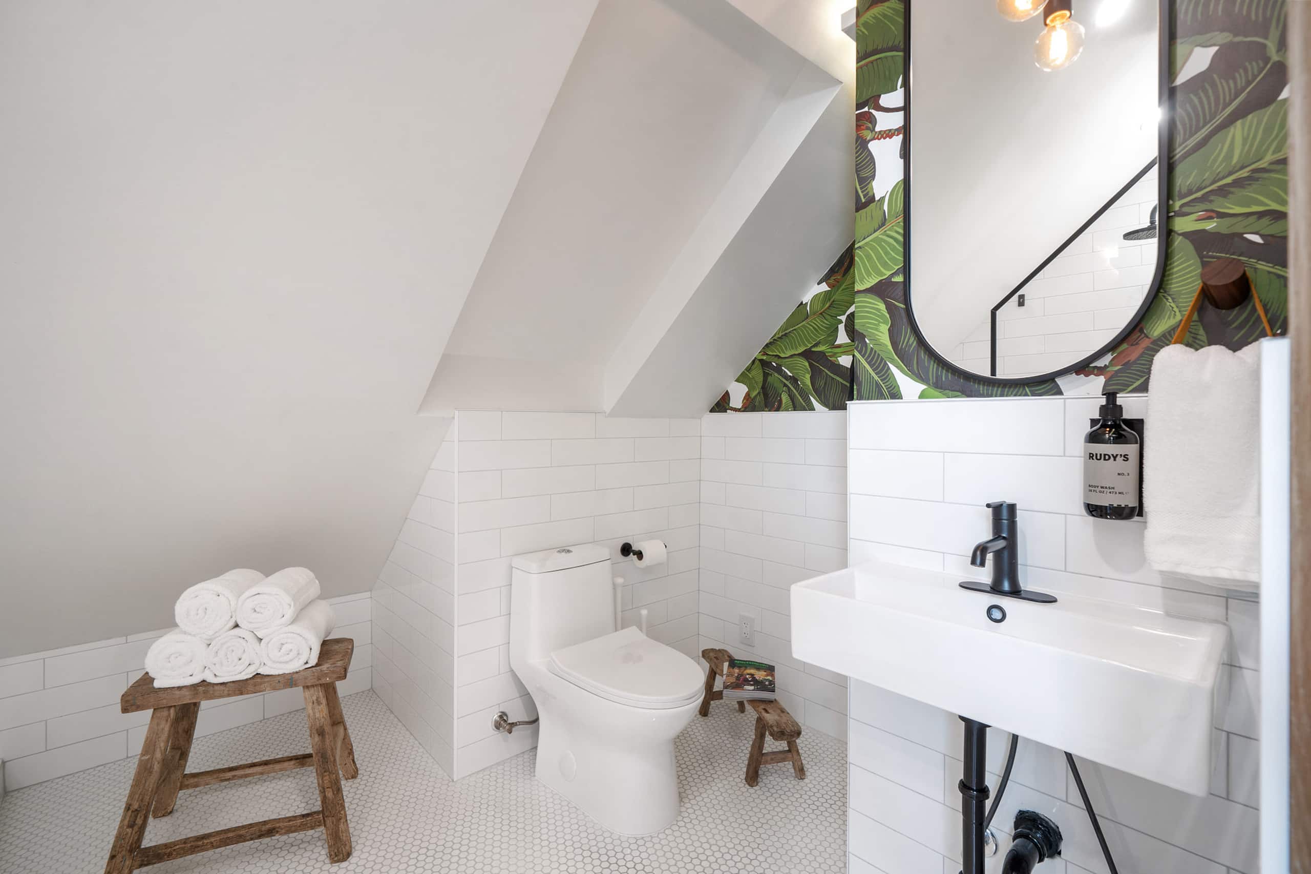 Home in San Francisco · ★4.95 · 1 bedroom · 2 beds · 1 bath - Image 19