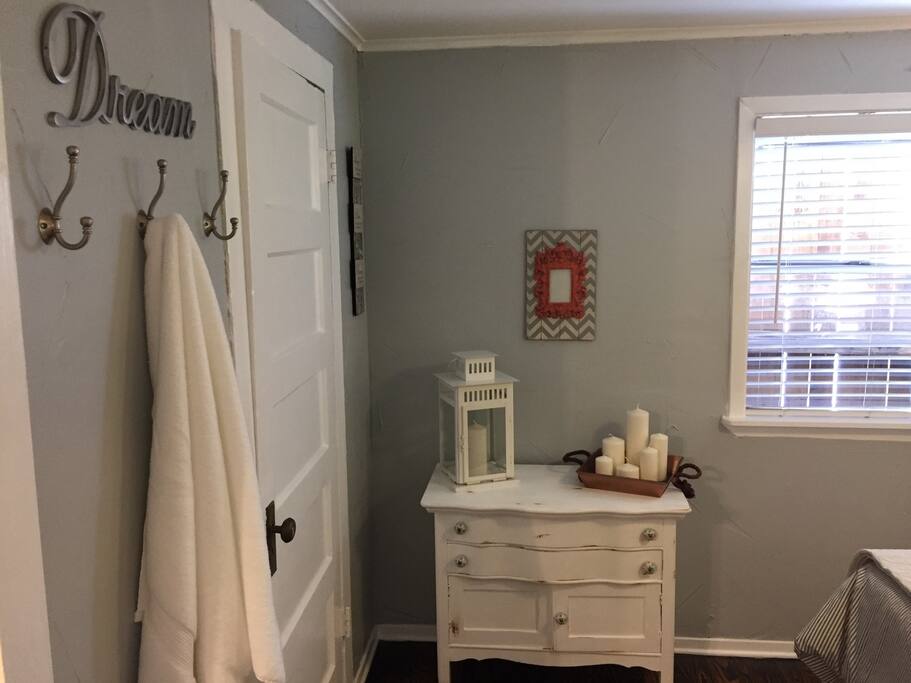 guest bedroom, door shown is large closet