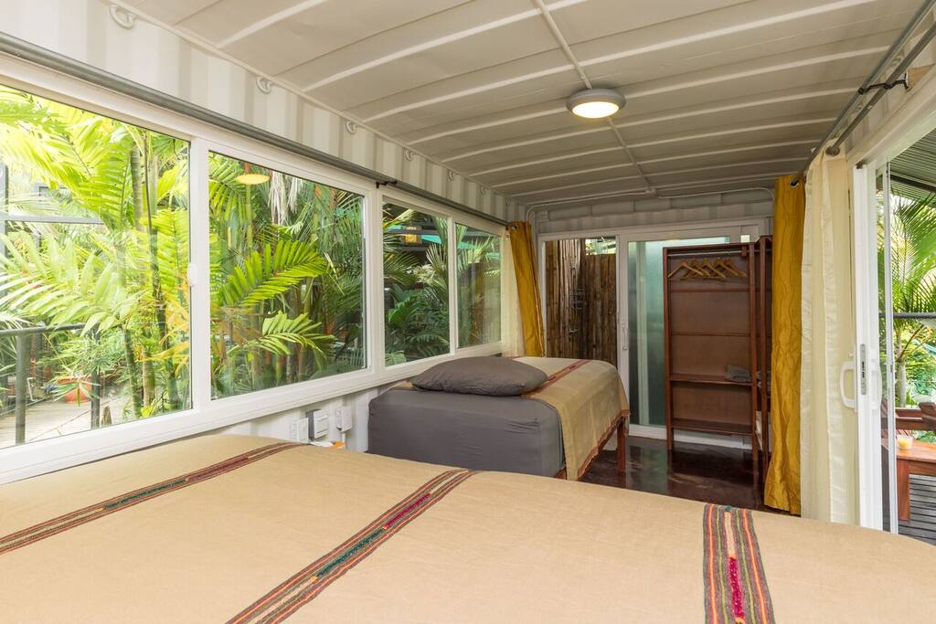Relax surrounded by the nature of the jungle.