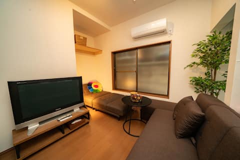 2 min to Shinjuku・55㎡・3BR Entire Floor Food Heaven