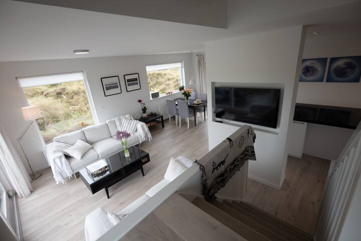 Ongekend Luxury Summer Home Terschelling - Houses for Rent in Midsland MC-96