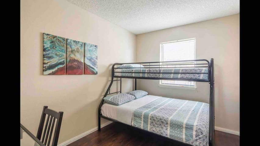 Airbnb Palmdale Vacation Rentals Places To Stay