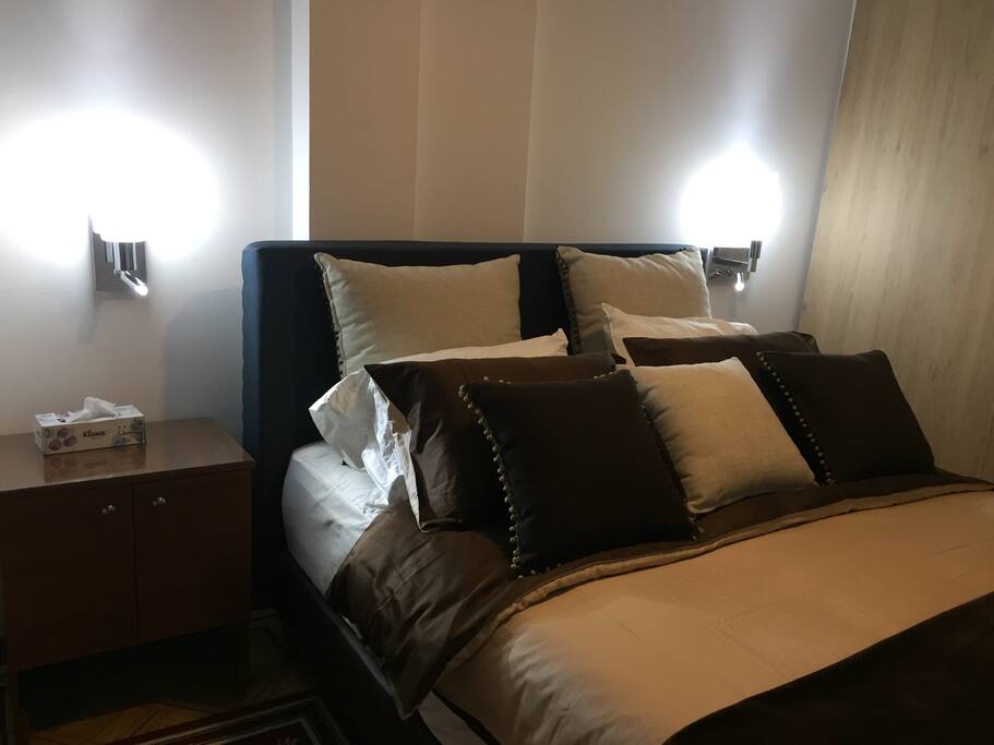 A confortable double bed, with ortopedic matress and memory pillows.
Double glassed and black out to have a restful sleep