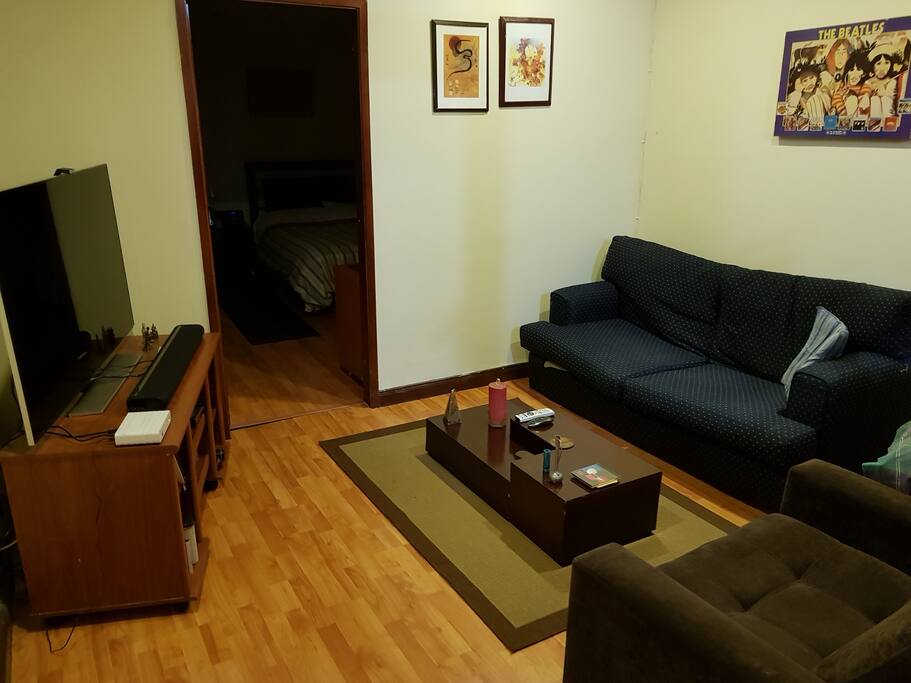 sofacama en habitación compartida