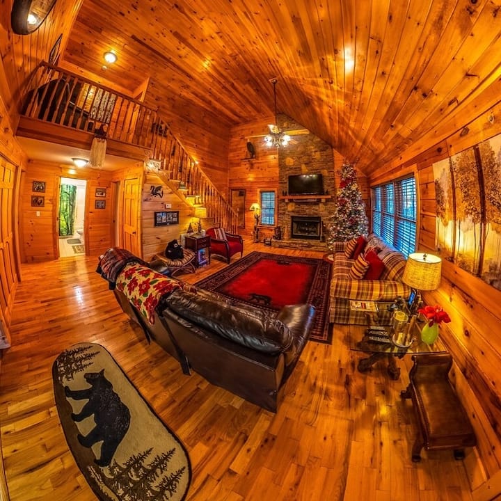 Black Oak Cabin Cabins for Rent in Robbinsville, North Carolina