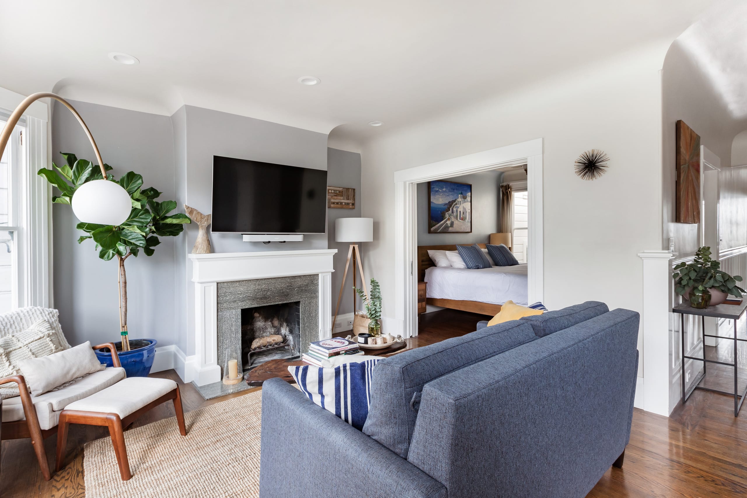 Home in San Francisco · ★4.98 · 2 bedrooms · 3 beds · 1 bath - Image 4
