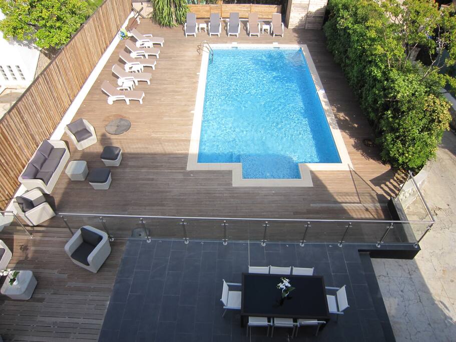 Amazing 6 to 7 bedroom property, walking distance to Juan les Pins