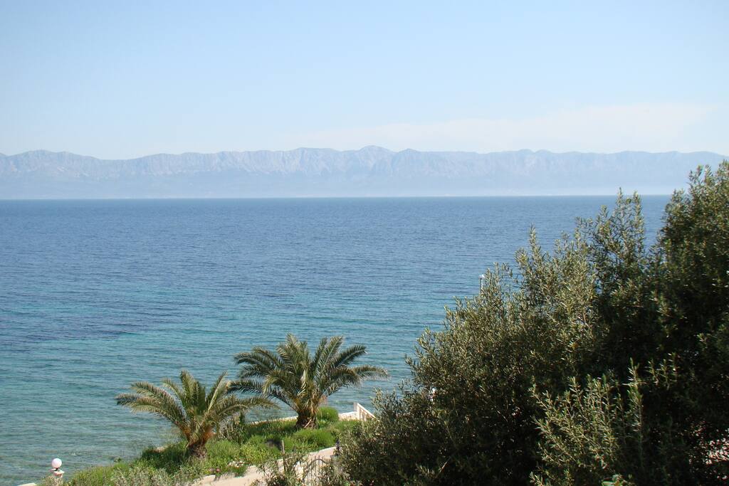 Side sea view