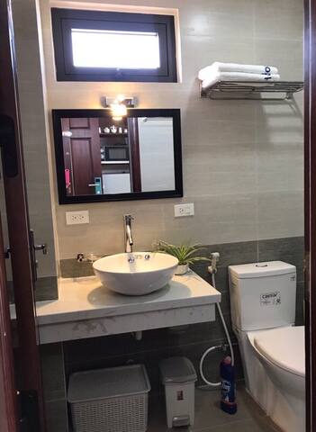 B.303 New studio with kitchen - 1mins to the beach