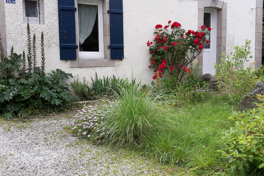 Le jardin de devant