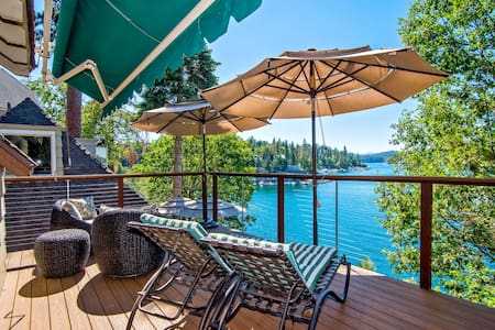 Gorgeous Lake Views/Sky Park/Jacuzzi/2BD/1Bth