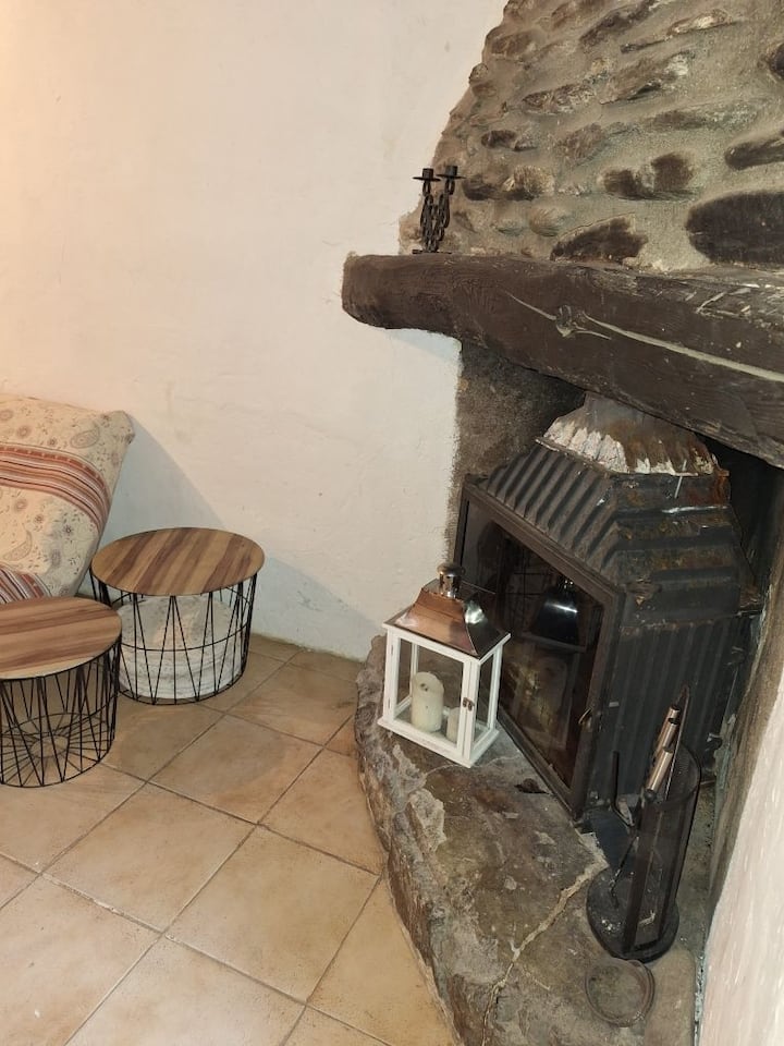 Maison Dans La Verdure - Génolhac