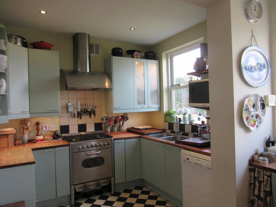 Well-equipped charming kitchen.