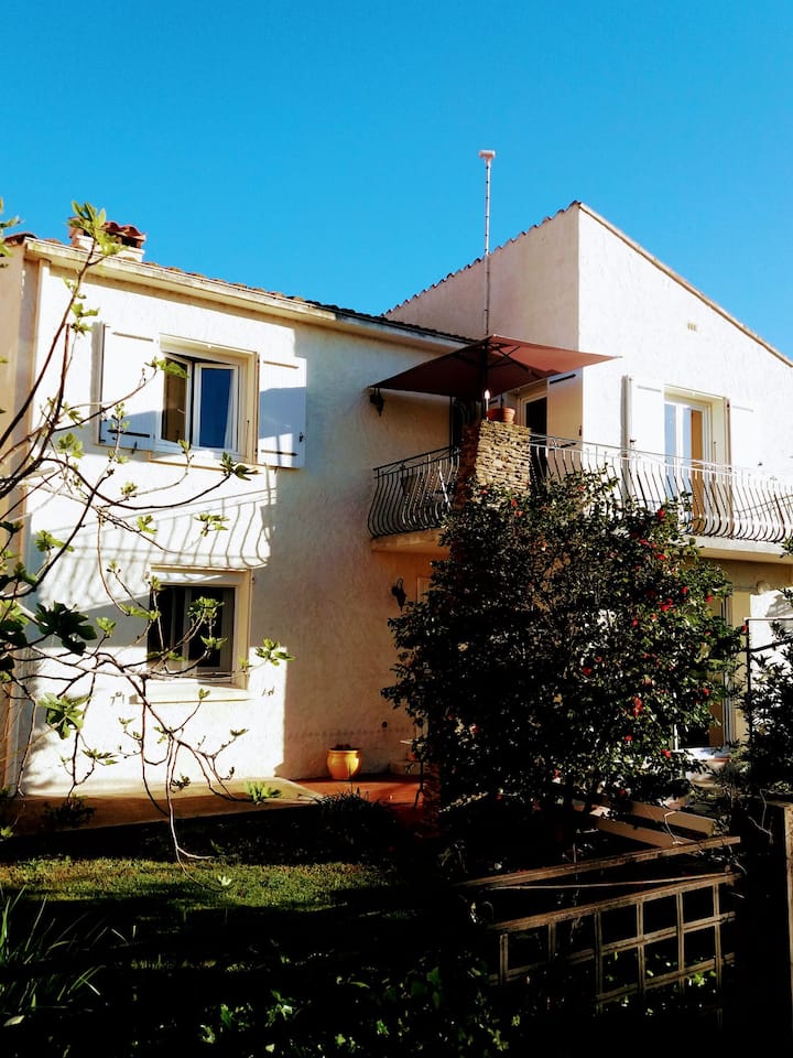 Ravissant Premier éTage D'une Maison - Perpignan