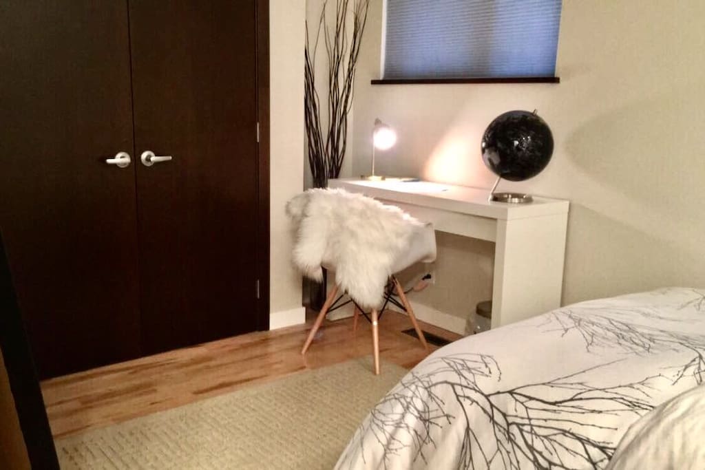 Suite bedroom
