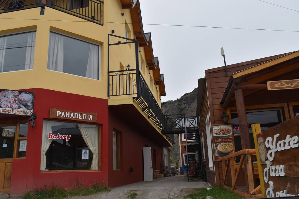 ENTRADA ESCALERA COMODA Y SEGURA