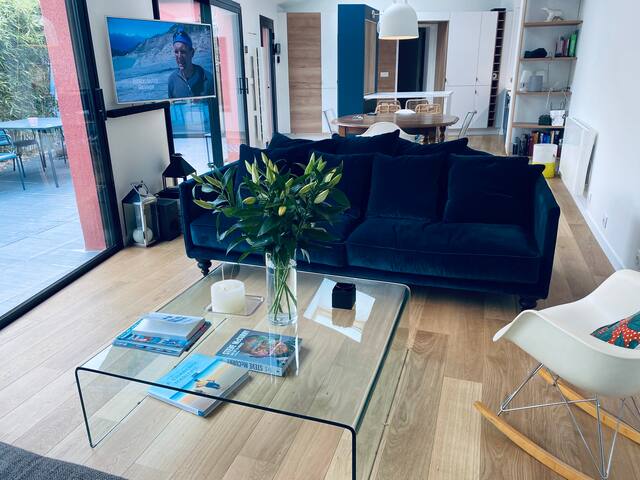 Bordeaux / Maison de ville avec grand jardin gallery image 2