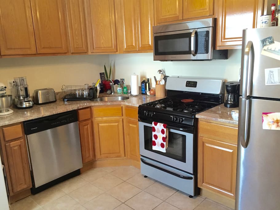Fully stocked kitchen.
